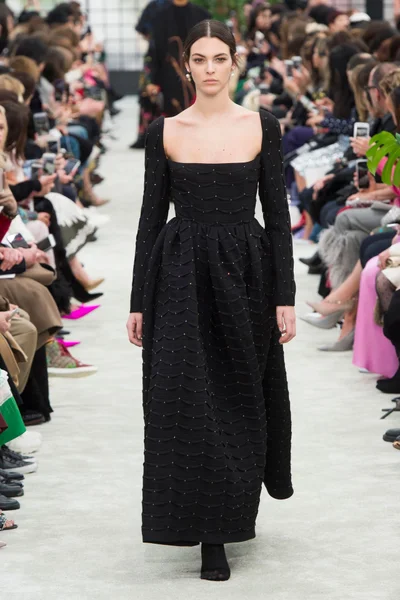 Look 57